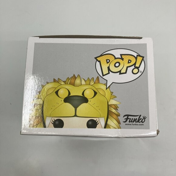Funko Pop! Luna Lovegood with Lion Head Vinyl Bobble Toy Figure #47 - Picture 8 of 8